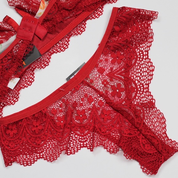 Lace bra & panty - 2 piece set - Picture 12 of 16